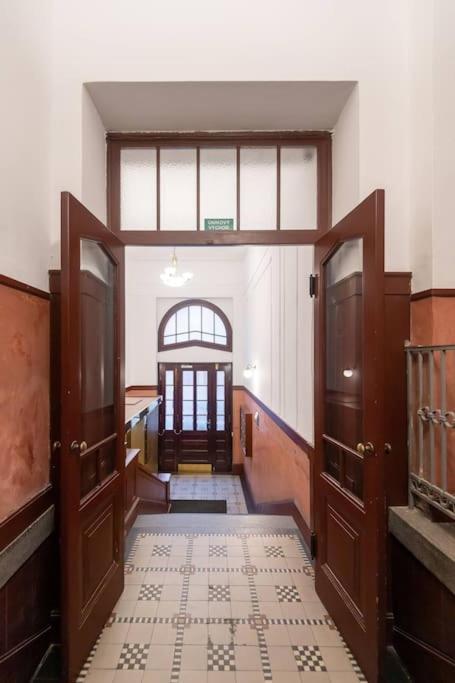 Luxury Apartment On Old Town Square Praag Buitenkant foto